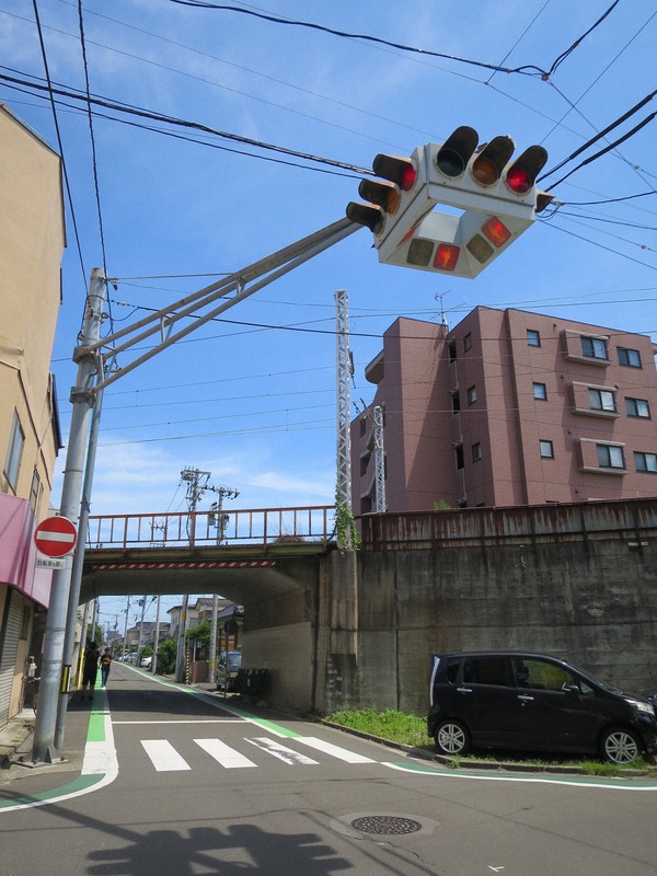 Đèn giao thông UFO ở phường Wakabayashi, Sendai sẽ bị gỡ bỏ vào cuối tháng 7 den-giao-thong-ufo